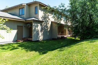 Moose Meadows- Near the airport, centrally located - 2