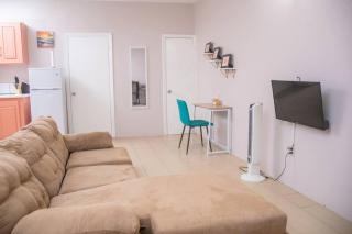 Amazing 2 bedroom apt 1 warm cosy comfortable - Belmont - 7
