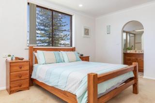 Shoreline 7 - Tuncurry - 5
