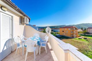 Apartments Marija P Lopar - Lopar - 9