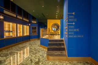 Roaders Plus Hotel - Theme - 1