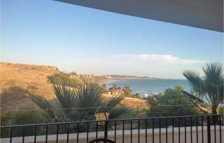 4 Bedroom Stunning Apartment In Ciotta - Torre di Gaffe - 8