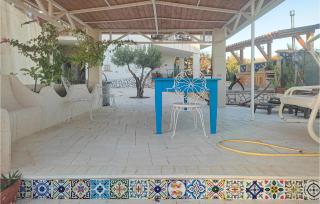 4 Bedroom Stunning Apartment In Ciotta - Torre di Gaffe - 2