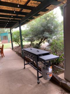 Y Motels Kingaroy - Kingaroy - 1