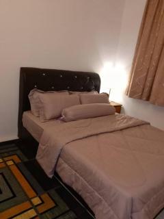 AWANA HOMESTAY - 4