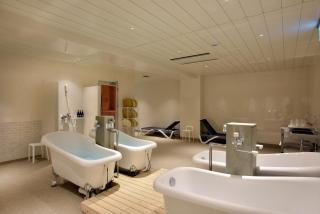 LC Goryokaku Hotel - 1