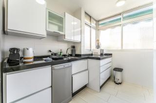Sea view 2 bedroom apartment 2 min away from the beach - 7