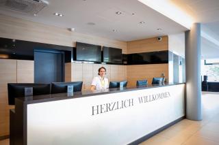 Staycity Aparthotels Heidelberg - Heidelberg - 9