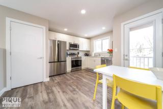 NEW, Euro-Style Suite, Whyte Avenue, AC, Netflix, Sleeps 6! - 2