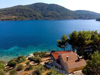Holiday Home Dalmatia Sokolić - Vela Luka - 1