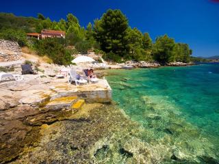 Holiday Home Dalmatia Sokolić - Vela Luka - 3