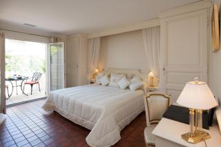 Auberge de Cassagne & Spa - Le Pontet - 2