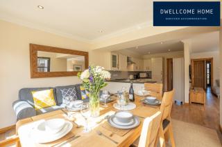 Dwellcome Home Ltd 5 Double Bedroom 3 Bathroom House Free Driveway Parking, 637 Mbps WIFI, Ideal for Long Term Contractor, etc Stays, Regular Housekeeping Option - See Our Site for Assurance - Aberdeen - 8