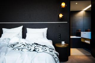 MOOONS Vienna - Viena - 2