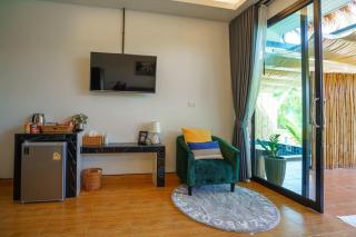 Phetra pool villas - Suratthani - 4