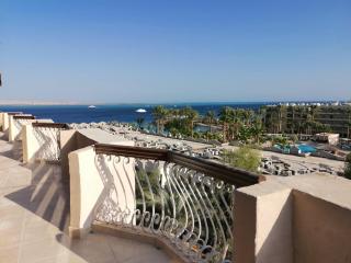 Golden Rose Hotel - 2