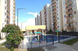 APARTAMENTO COMODO Y ELEGANTE EN RICAURTE CUNDINAMARCA a - 2