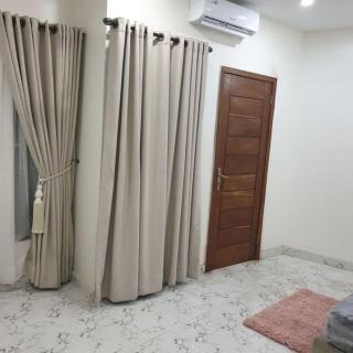 ORCHID House , Orchid Road , Lekki , Stylish 3BDR Terrace Duplex Free WiFi DSTV - Lekki - 5
