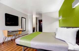 Motel 6-Moriarty, NM - 5
