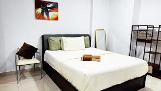 Mansion One Entire House 3 QueenBeds - Spacious Balcony Seaview - George Town - 9
