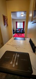 Cozy 1 bed ~ Close to Soaring Eagle and Downtown - Mount Pleasant - 4