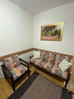 Casa aconchegante à 400m da Praia da Tartaruga - Ar condicionado - WIFI 450MB - Netflix - Cozinha Completa - Garagem - Rio das Ostras - 1