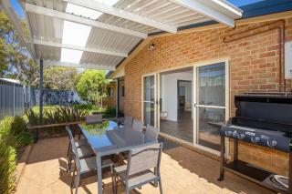 Coastal Capers - Pet Friendly - 10 Mins Walk to Beach - Culburra Beach - 9