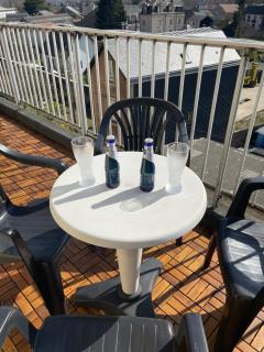 Appartement chaleureux , cosy, bien équipé et bien placé - 4