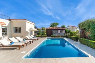 Bungalow Summerside by Ezoria Villas - Coral Bay - 1