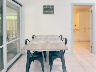 Sanctuary Park Cottages - Healesville - 1