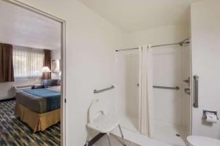 Rodeway Inn Fort Morgan - Fort Morgan - 1