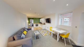 Apartment 332 - 8