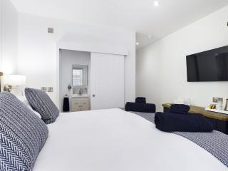 Driftwood Boutique Guest House - 9