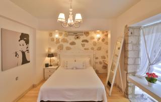 Stone Villa,Large Garden,Swimming Pool, Very Close the Beautiful Beach . - Çeşme - 2