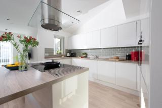 Artemis House - 7