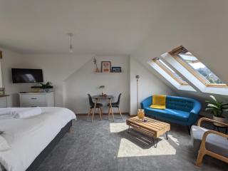 *Large Unique Retro Private Attic & Bathroom* - Brighton & Hove - 9