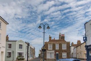 Lighthouse Cottage - 8