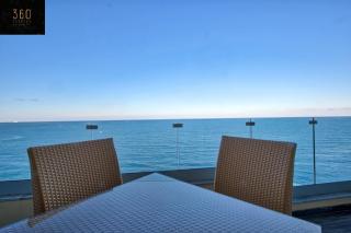 Sliema Seafront 3BR - opposite Beach - AC & Wifi by 360 Estates - Sliema - 8