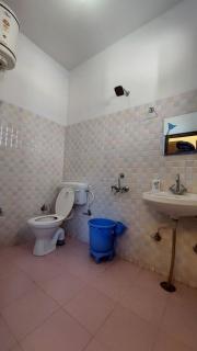 The Hostel Stories, Bir - Landing Site - 1