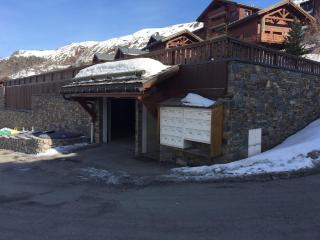 Appartement Confort 4* avec Wi-Fi, Balcon et Parking - Pied des Pistes Les Menuires - FR-1-452-246 - Les Menuires - 1