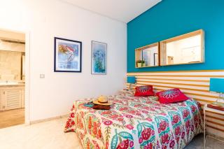 Sevilla Central Suites Apartamentos Puerta Jerez - Seville - 9