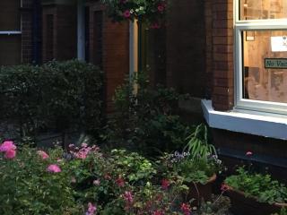Burton Villa Guest House - 4