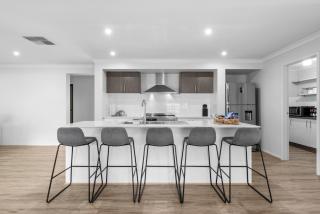 Summer Breeze - 10 mins to Barwon Heads & Torquay! - 8