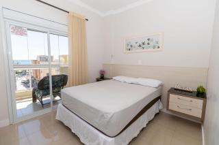 Maristela 201 - Apartamento na praia de Bombas com vista para o mar - à poucos passos da praia - (Consultar serviços de roupa de cama e banho) - 5