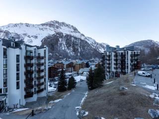 Élégant 3 pièces rénové avec balcon, cœur de Val-d'Isère, proche commodités - FR-1-694-1 - 8