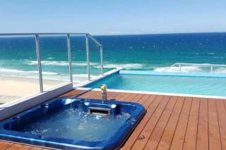 Luxury Ocean View Apartment - Gold Coast - 8
