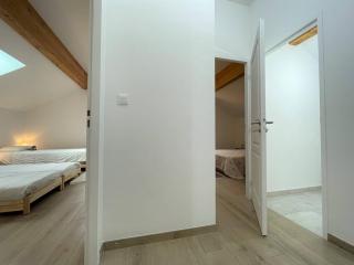 Chalet Dupleix 4 pièces, 6-8 pers. à Puy St Pierre - Lumineux, équipé, calme avec terrasse et garage privé - FR-1-330C-136 - Puy-Saint-Pierre - 3
