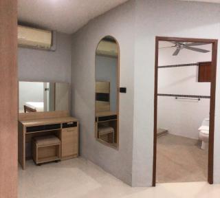Pool Villas by Honey - Luxury Family Resort-8 km from Beach & Nightlife - 8