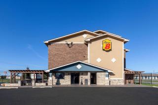 Super 8 by Wyndham Roseville/Detroit Area - 9