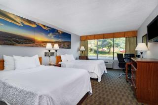 Days Inn by Wyndham Cambridge - 4